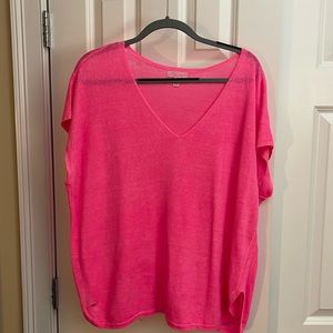 Lilly Pulitzer Pink short sleeve v neck sweater. Size L/XL.